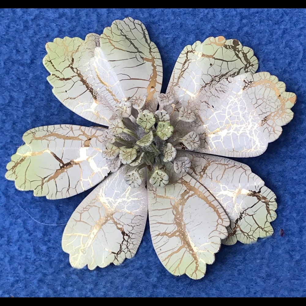 1960s Snow Costume BROOCH Pin Chartreuse Flower